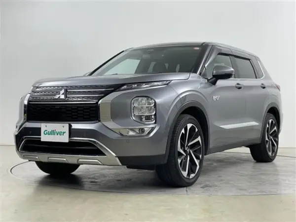 2022 Mitsubishi Outlander — photo 8 | Tuminion Kenya