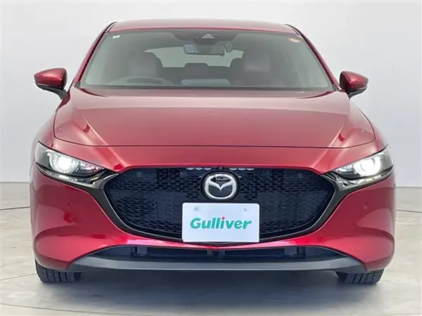2022 Mazda 3 Fastback — photo 8 | Tuminion Kenya