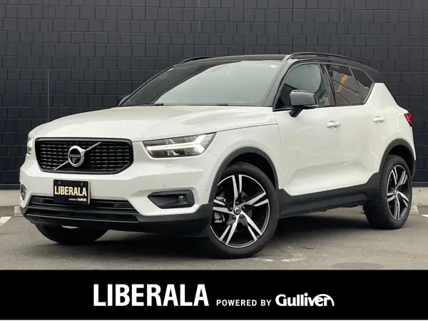 2020 Volvo Xc40 — photo 1