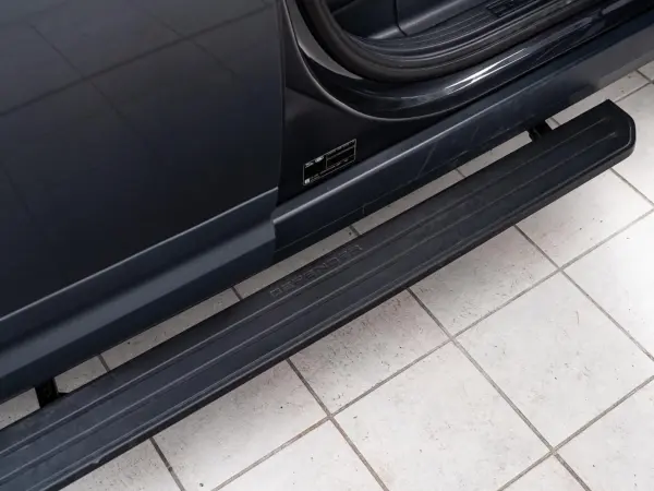 2025 Landrover Defender — photo 3 | Tuminion Kenya