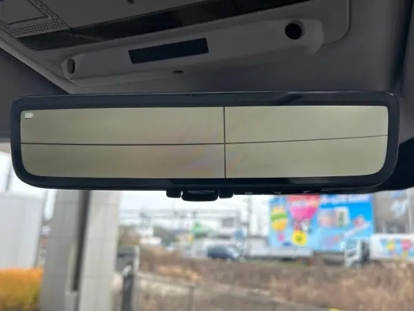 2025 Landrover Defender — photo 8 | Tuminion Kenya