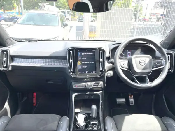 2021 Volvo Xc40 — photo 2 | Tuminion Kenya