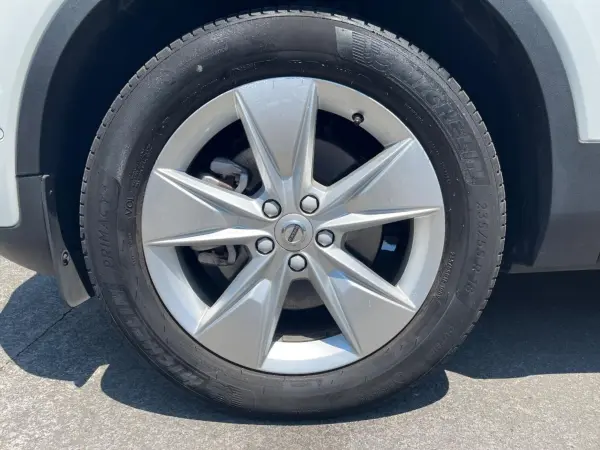 2023 Volvo Xc40 — photo 8 | Tuminion Kenya
