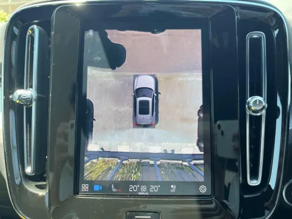 2023 Volvo Xc40 — photo 7 | Tuminion Kenya