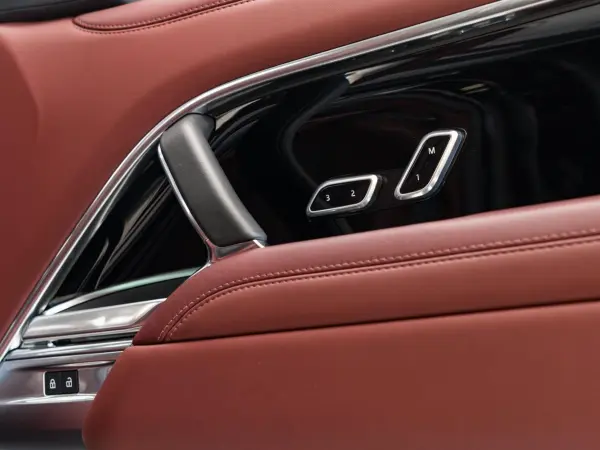 2025 Landrover Rangerover — photo 8 | Tuminion Kenya