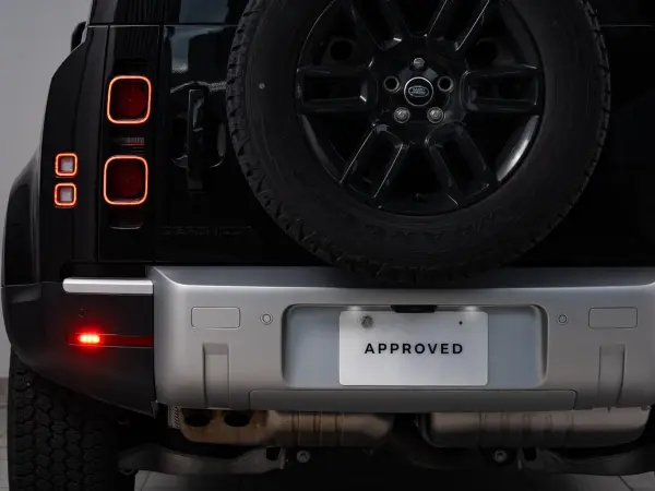 2025 Landrover Defender — photo 7 | Tuminion Kenya