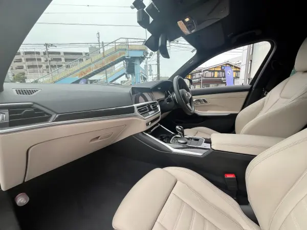 2019 Bmw 3 Series — photo 2 | Tuminion Kenya
