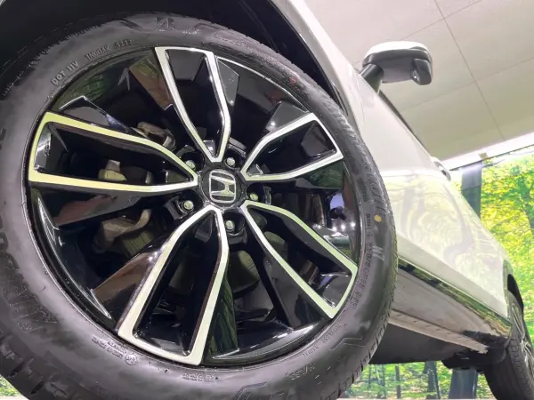 2024 Honda Vezel — photo 9 | Tuminion Kenya
