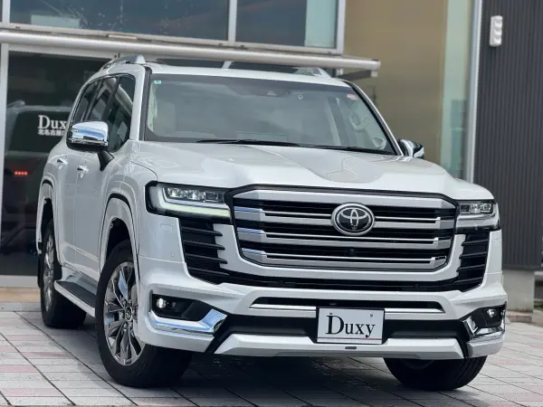 2024 Toyota Landrcuiser 300 — photo 2 | Tuminion Kenya