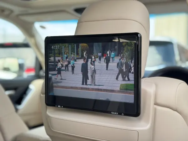 2024 Toyota Landrcuiser 300 — photo 8 | Tuminion Kenya