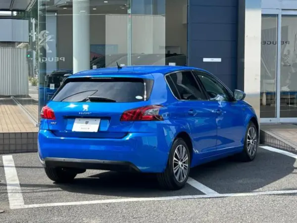 2021 Peugeot 308 — photo 2 | Tuminion Kenya