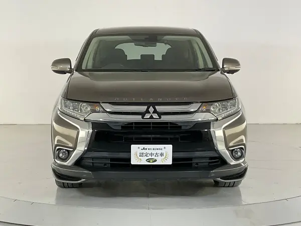 2015 Mitsubishi Outlander — photo 2 | Tuminion Kenya