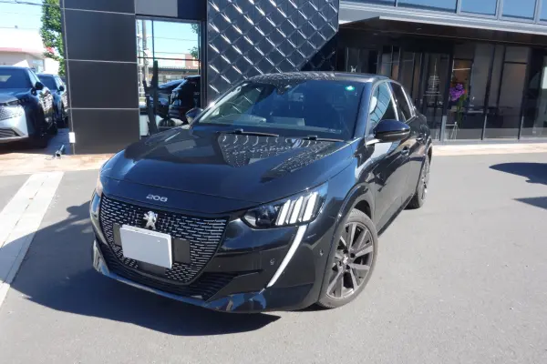 Peugeot 208 GT Certified Used Car Warranty 1 Year, Genuine Navigation, Digital TV, Display Mirror Dashcam, ETC, Automatic Emergency Braking, LED Headlights, Backup Camera, CarPlay & Android Auto, ACC (Black)