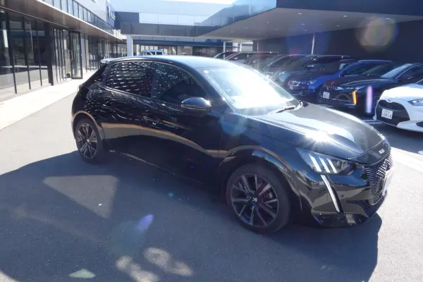 2021 Peugeot 208 — photo 2 | Tuminion Kenya