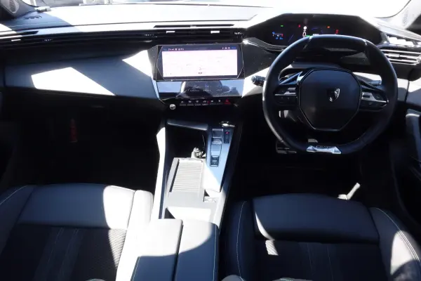 2022 Peugeot 308 — photo 8 | Tuminion Kenya