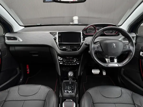 2020 Peugeot 2008 — photo 2 | Tuminion Kenya