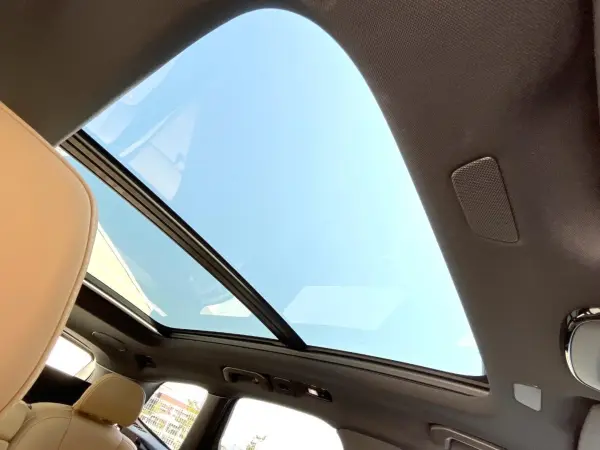 2022 Volvo Xc60 — photo 7 | Tuminion Kenya