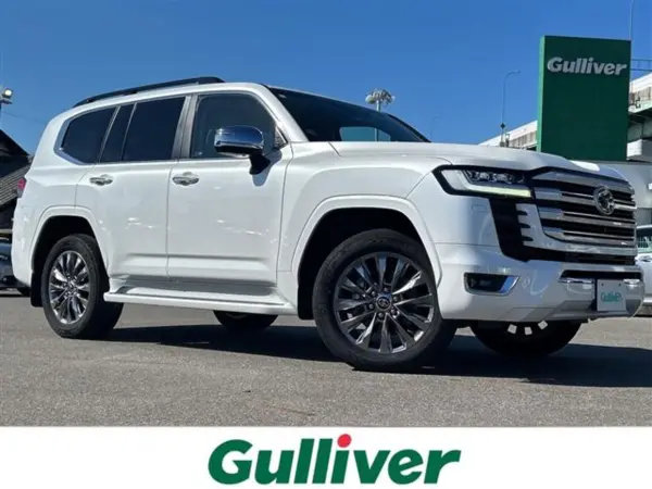 Toyota Land Cruiser 300 3.5 ZX 4WD Rear Entertainment Cool Box SR (White Pearl)