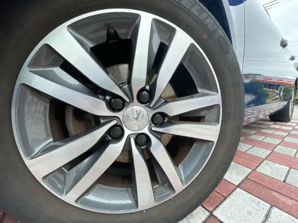 2018 Peugeot 308 — photo 8 | Tuminion Kenya