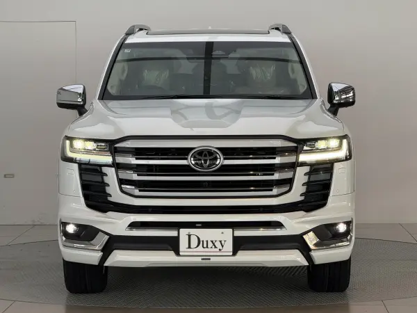 2025 Toyota Landrcuiser 300 — photo 2 | Tuminion Kenya