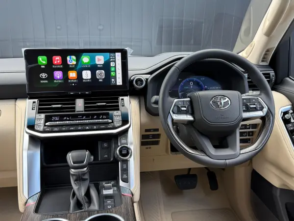 2025 Toyota Landrcuiser 300 — photo 8 | Tuminion Kenya