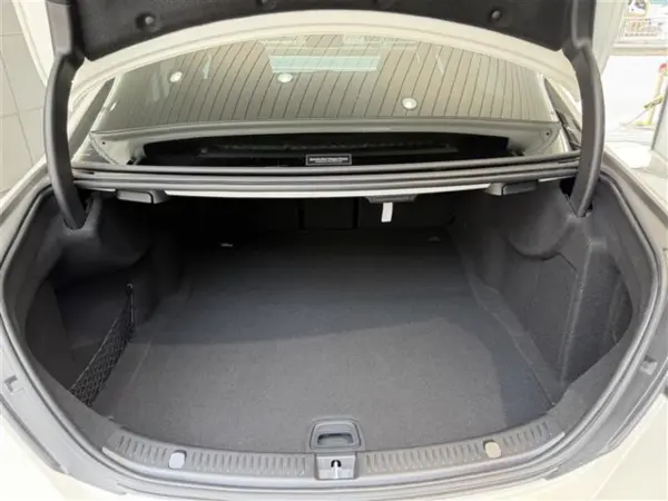 2020 Mercedes E Class — photo 7 | Tuminion Kenya