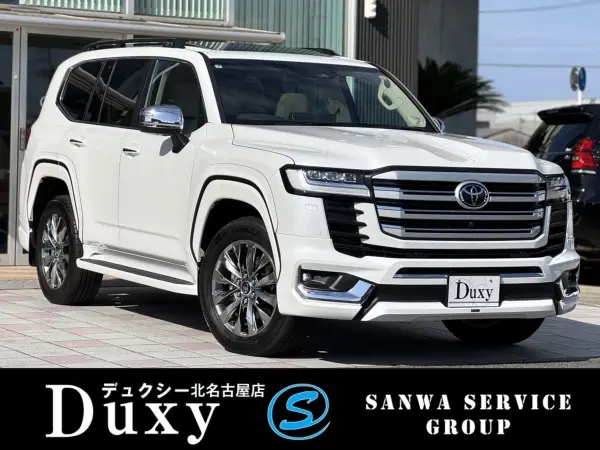 2025 Toyota Landrcuiser 300 — photo 1