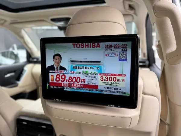 2025 Toyota Landrcuiser 300 — photo 9 | Tuminion Kenya