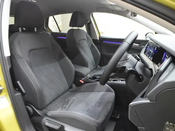 2022 Volkswagen Golf — photo 7 | Tuminion Kenya