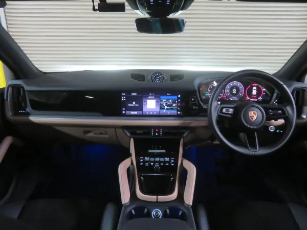 2024 Porsche Cayenne — photo 3 | Tuminion Kenya