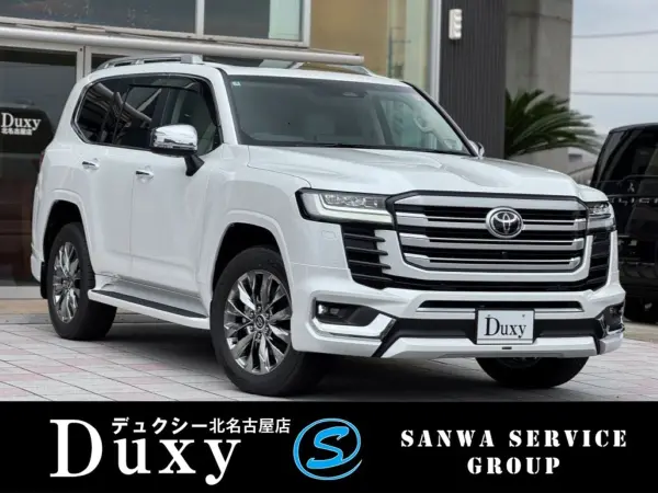 2025 Toyota Landrcuiser 300 — photo 1