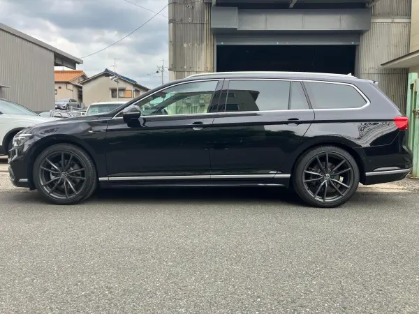 2024 Volkswagen Passat — photo 3 | Tuminion Kenya