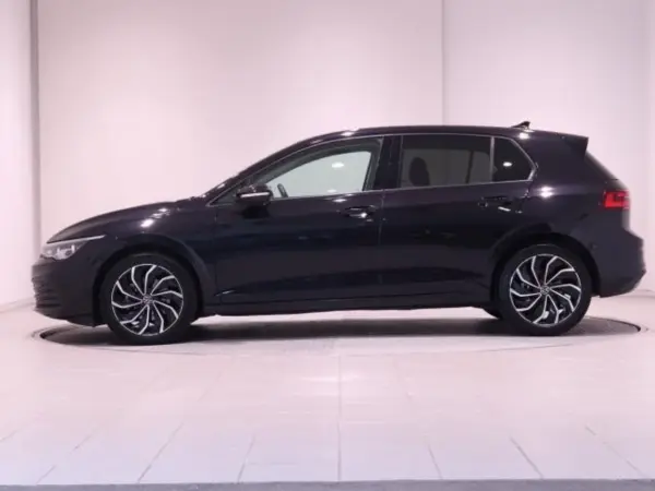 2023 Volkswagen Golf — photo 3 | Tuminion Kenya