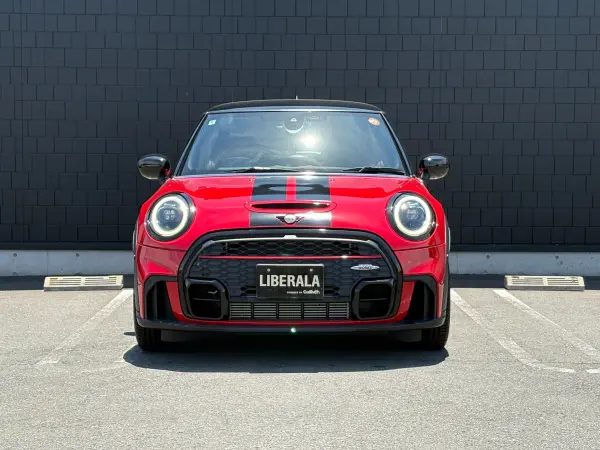 2022 Mini Cooper — photo 8 | Tuminion Kenya