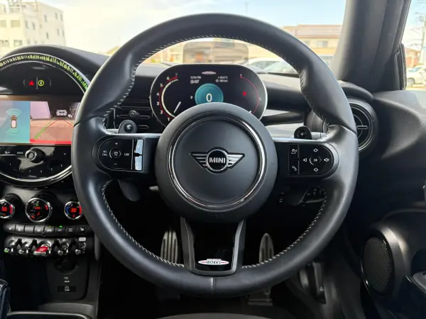 2022 Mini Cooper — photo 3 | Tuminion Kenya