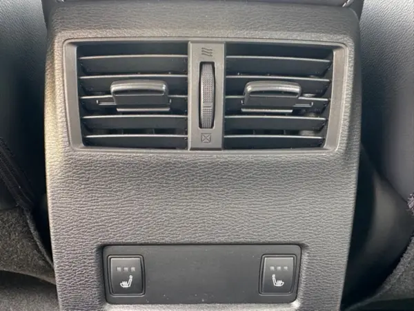2024 Mitsubishi Outlander — photo 9 | Tuminion Kenya
