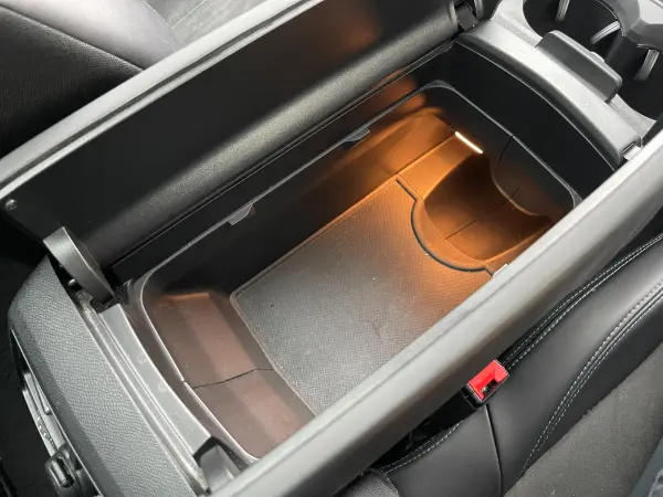 2019 Peugeot 5008 — photo 8 | Tuminion Kenya