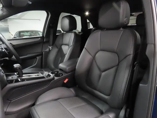 2024 Porsche Macan — photo 9 | Tuminion Kenya