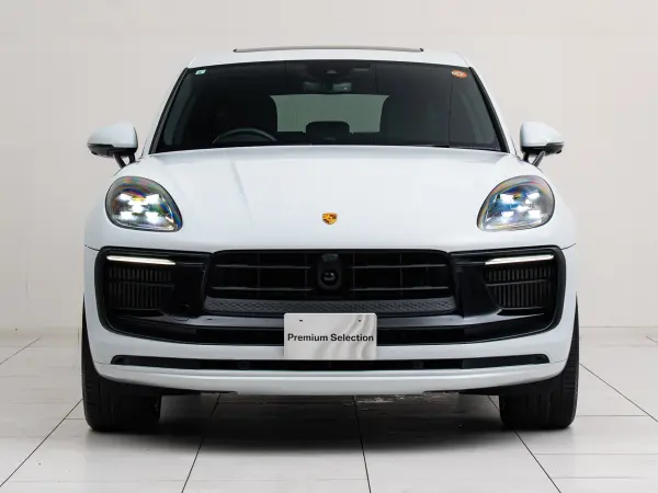 2023 Porsche Macan — photo 8 | Tuminion Kenya
