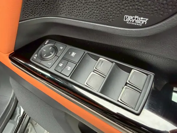 2022 Lexus Lx — photo 8 | Tuminion Kenya