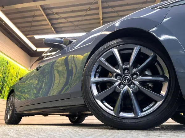 2019 Mazda 3 Fastback — photo 9 | Tuminion Kenya