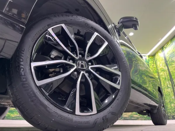 2024 Honda Vezel — photo 9 | Tuminion Kenya