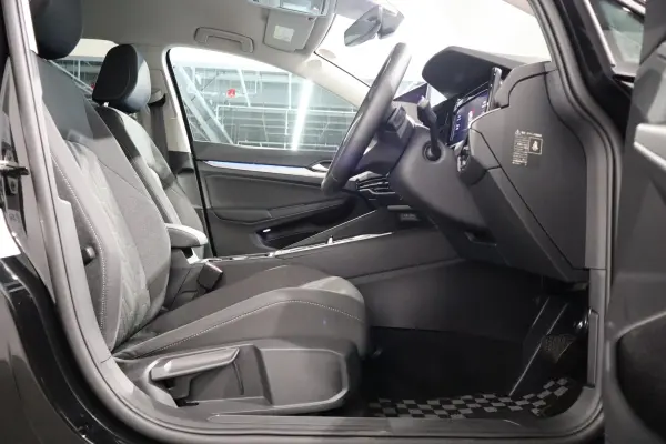 2025 Volkswagen Golf — photo 8 | Tuminion Kenya