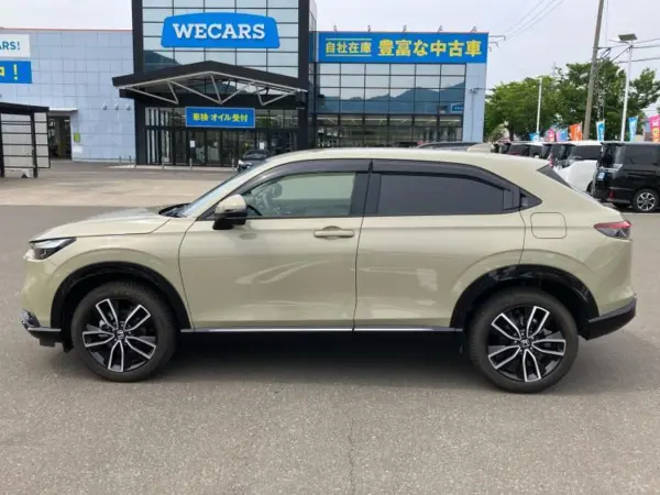 2023 Honda Vezel — photo 2 | Tuminion Kenya