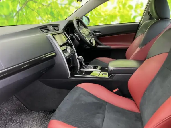 2019 Toyota Mark  X — photo 9 | Tuminion Kenya