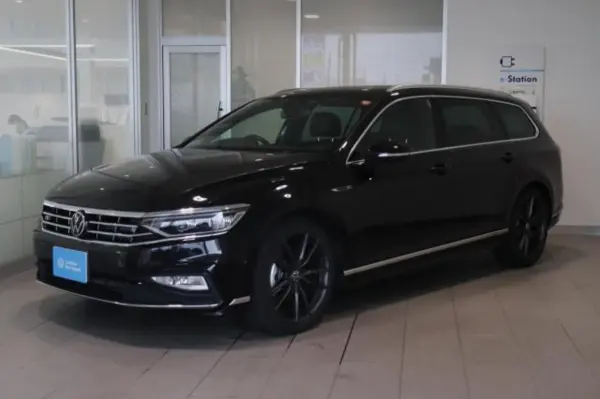 2024 Volkswagen Passat — photo 1