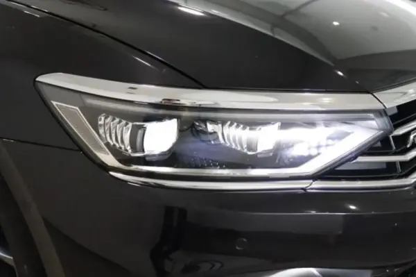 2024 Volkswagen Passat — photo 2 | Tuminion Kenya