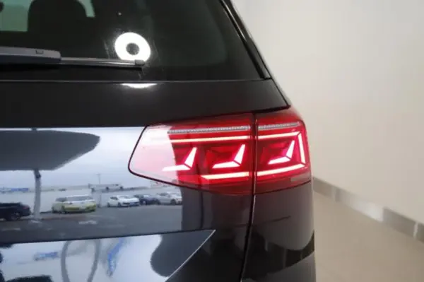 2024 Volkswagen Passat — photo 3 | Tuminion Kenya