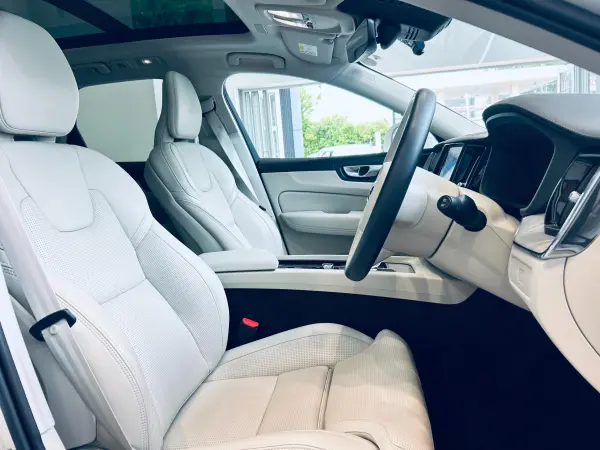 2024 Volvo Xc60 — photo 9 | Tuminion Kenya