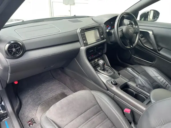 2016 Nissan Gt-r — photo 8 | Tuminion Kenya